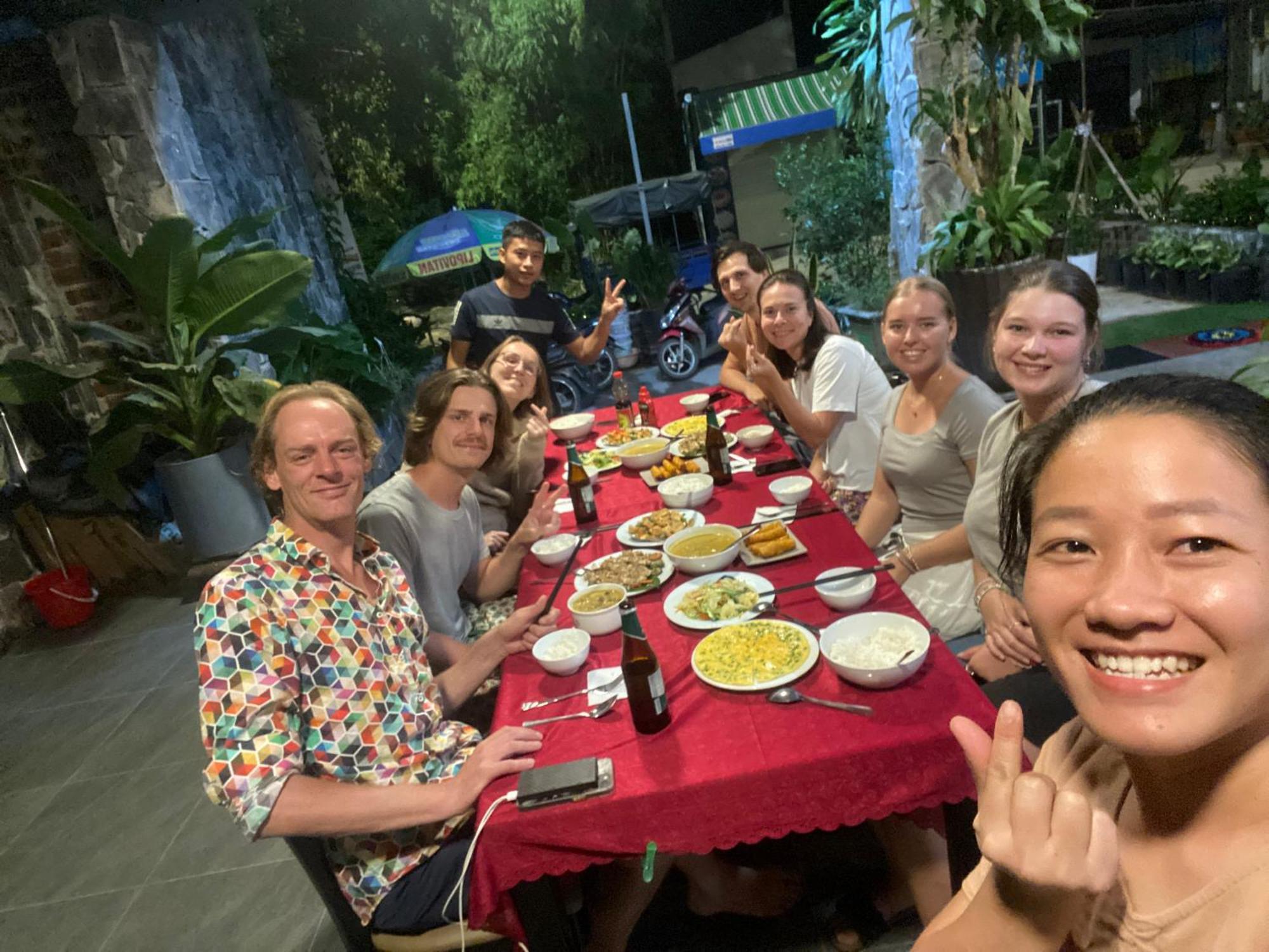 Tutu'S Homestay フォンニャ エクステリア 写真
